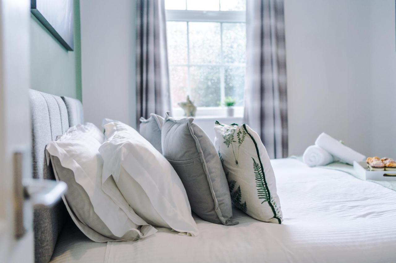 Bright 1-Bed Apartment In Chester By 53 Degrees Property, Ideal For Professionals & Couples, Great Location - Sleeps 4 Kültér fotó